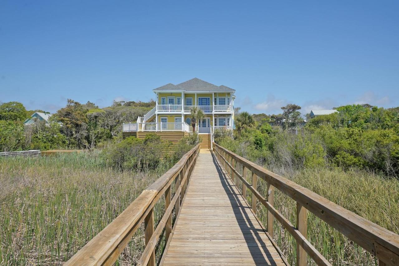 Luck & Laughter Villa Oak Island Eksteriør billede