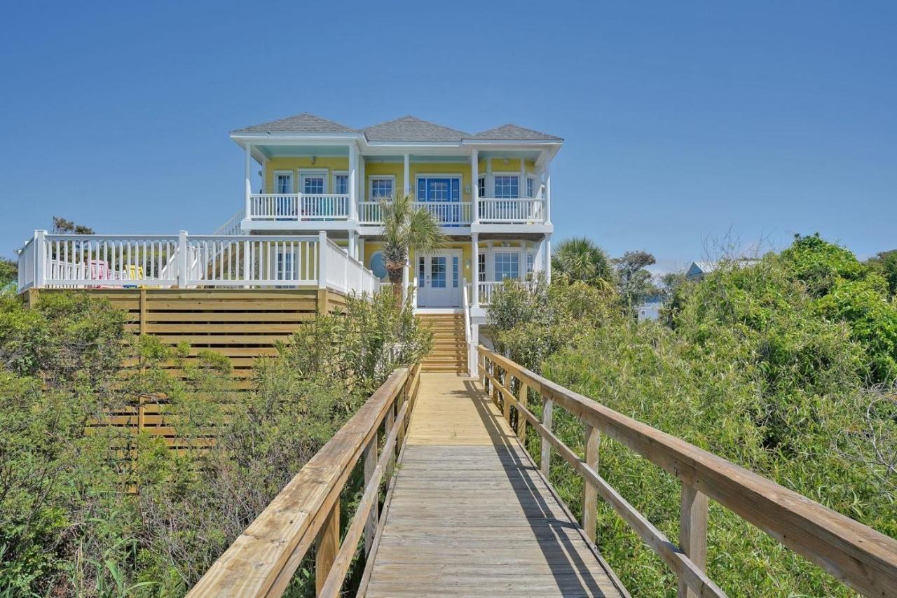 Luck & Laughter Villa Oak Island Eksteriør billede